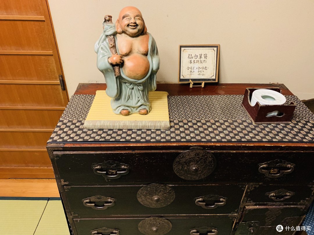 弥勒佛像?