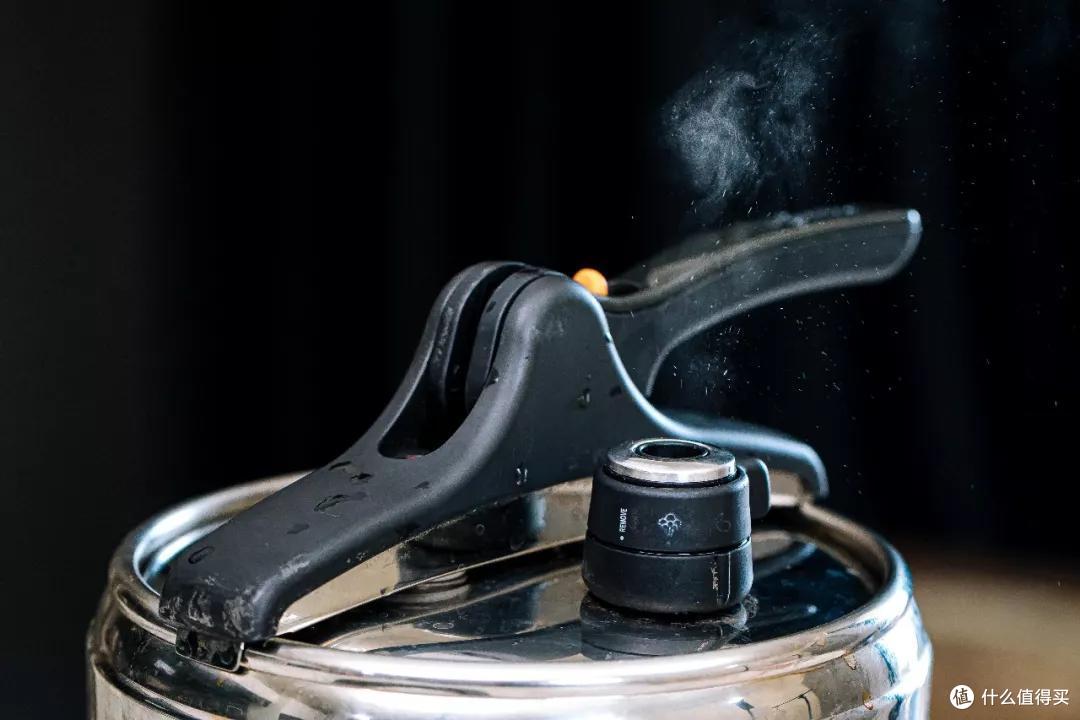 糯米藕意想不到的吃法，软糯香辣好吃得停不下口！