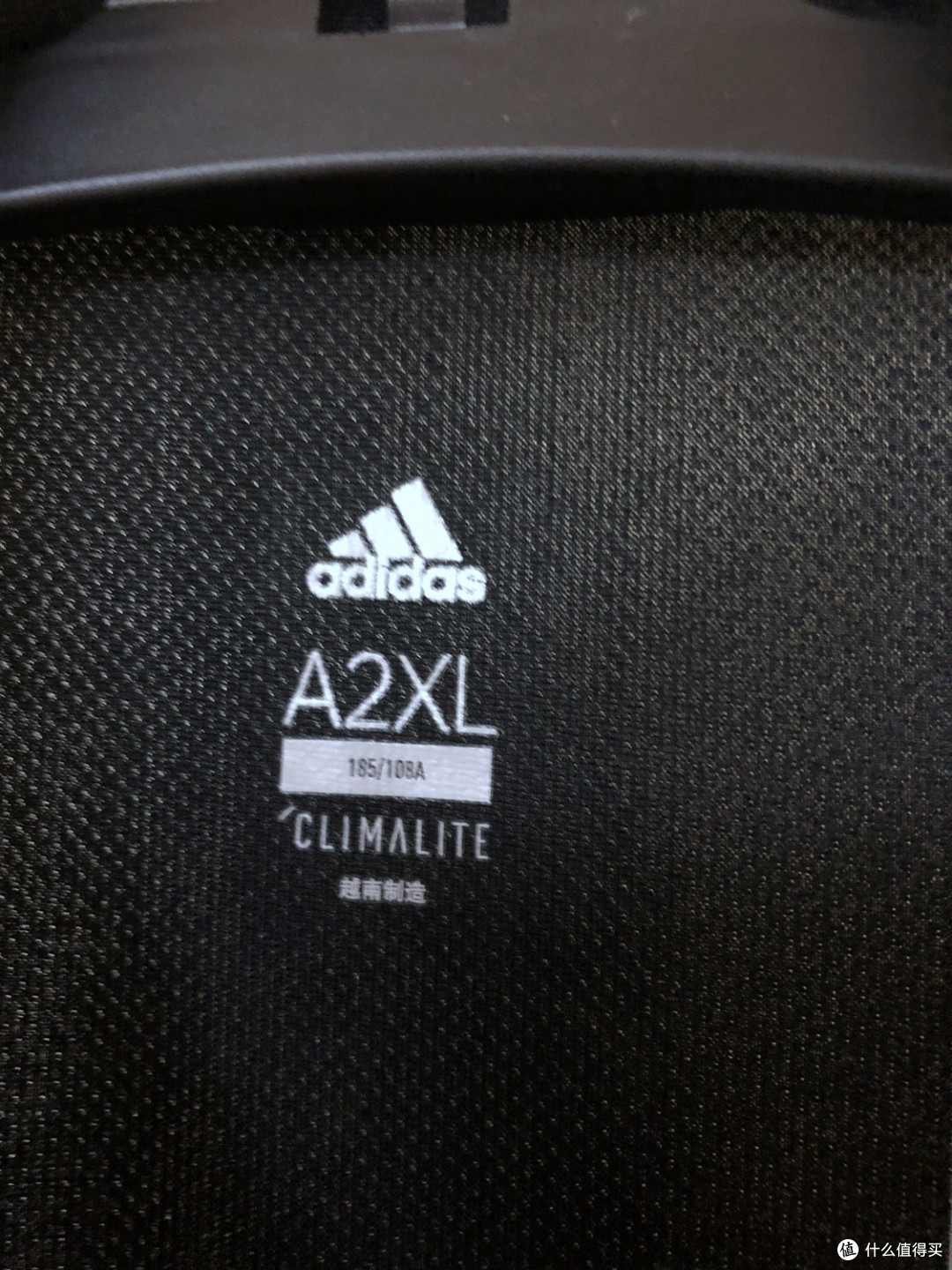 89也是钱,阿迪达斯无诚意之作-简谈 adidas 阿迪达斯 CV8322 男子短袖POLO衫 为何退