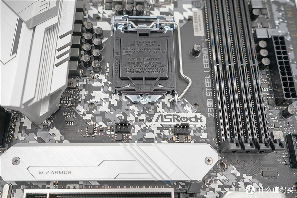 女王桌面2.0—9700K+ASRock钢铁传奇Z390+酷冷NR600、冰神B240 ARGB+赛睿吃鸡限定版装机