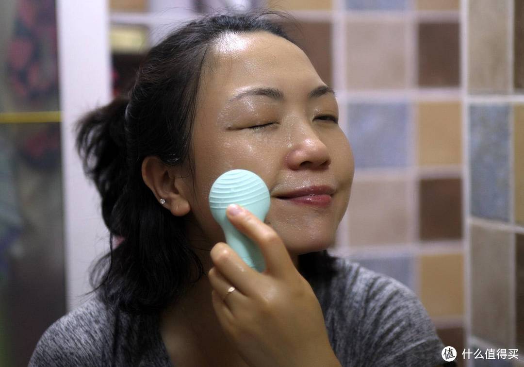 洗脸也要讲究科学，SVK洁面仪帮你守护容颜