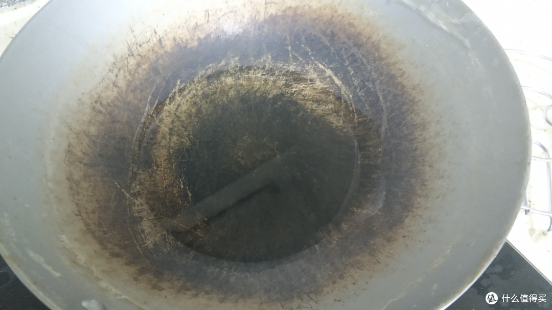 这是一碗没有灵魂的油泼面，不过依然美味