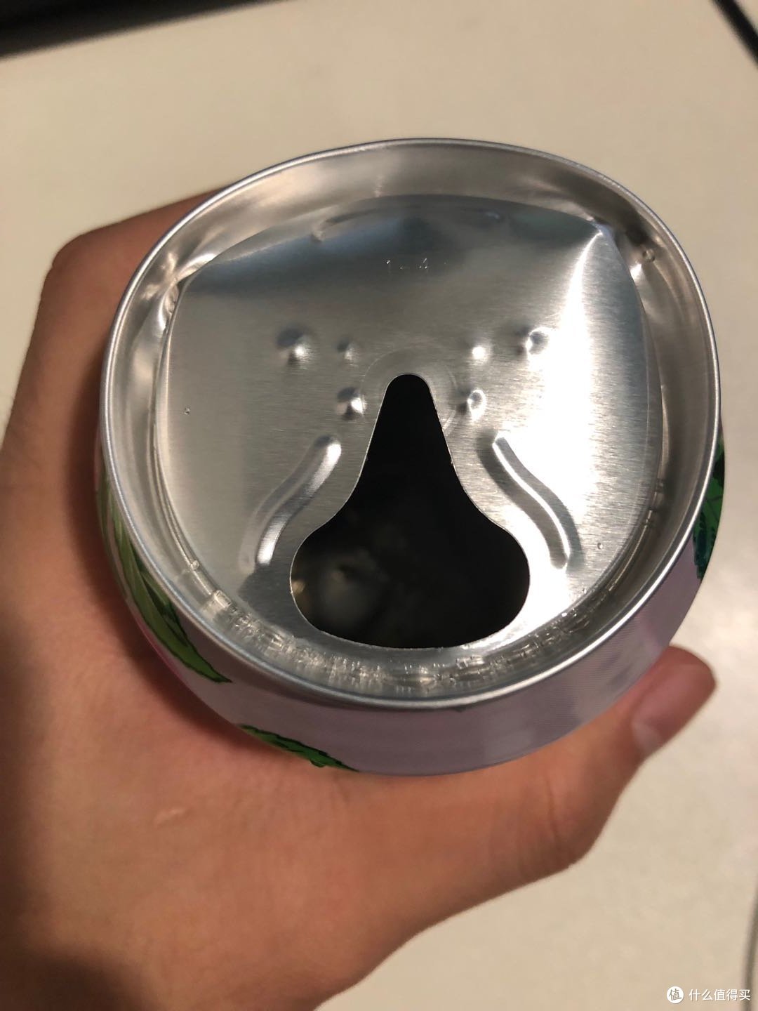 磕碰了一下