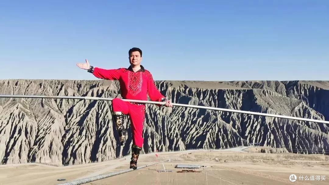 独山子大峡谷正在揭开神秘面纱,惊喜等你来见证!