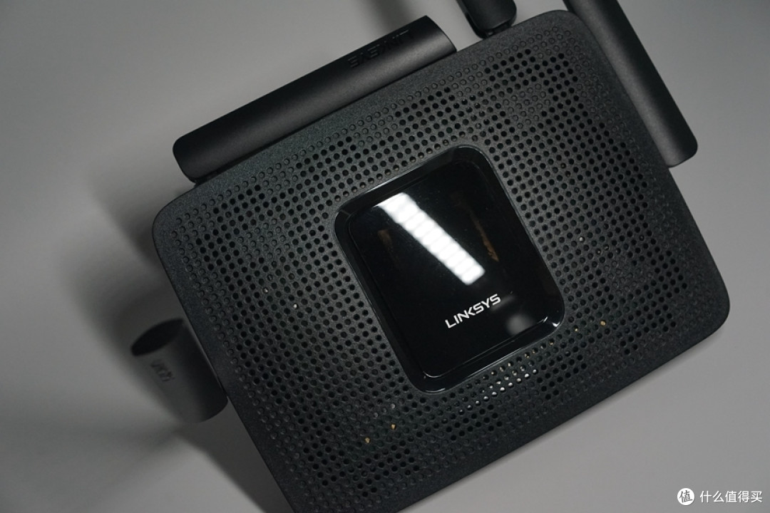 给土豪朋友别墅组Mesh,Linksys MR8300 + AC4400 无缝无线网络体验