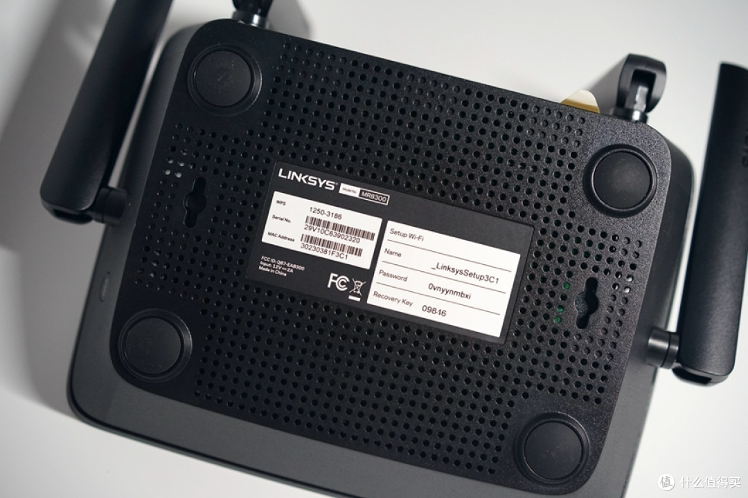 给土豪朋友别墅组Mesh,Linksys MR8300 + AC4400 无缝无线网络体验