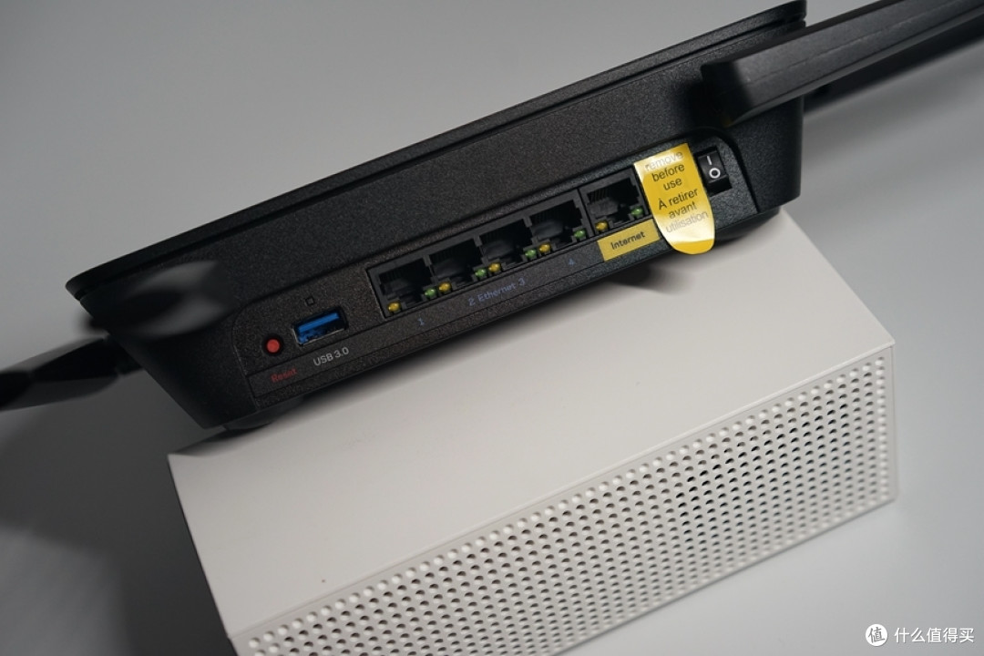 给土豪朋友别墅组Mesh,Linksys MR8300 + AC4400 无缝无线网络体验
