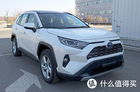 全新丰田RAV4、宝骏RS-3领衔！工信部322批新车目录解读