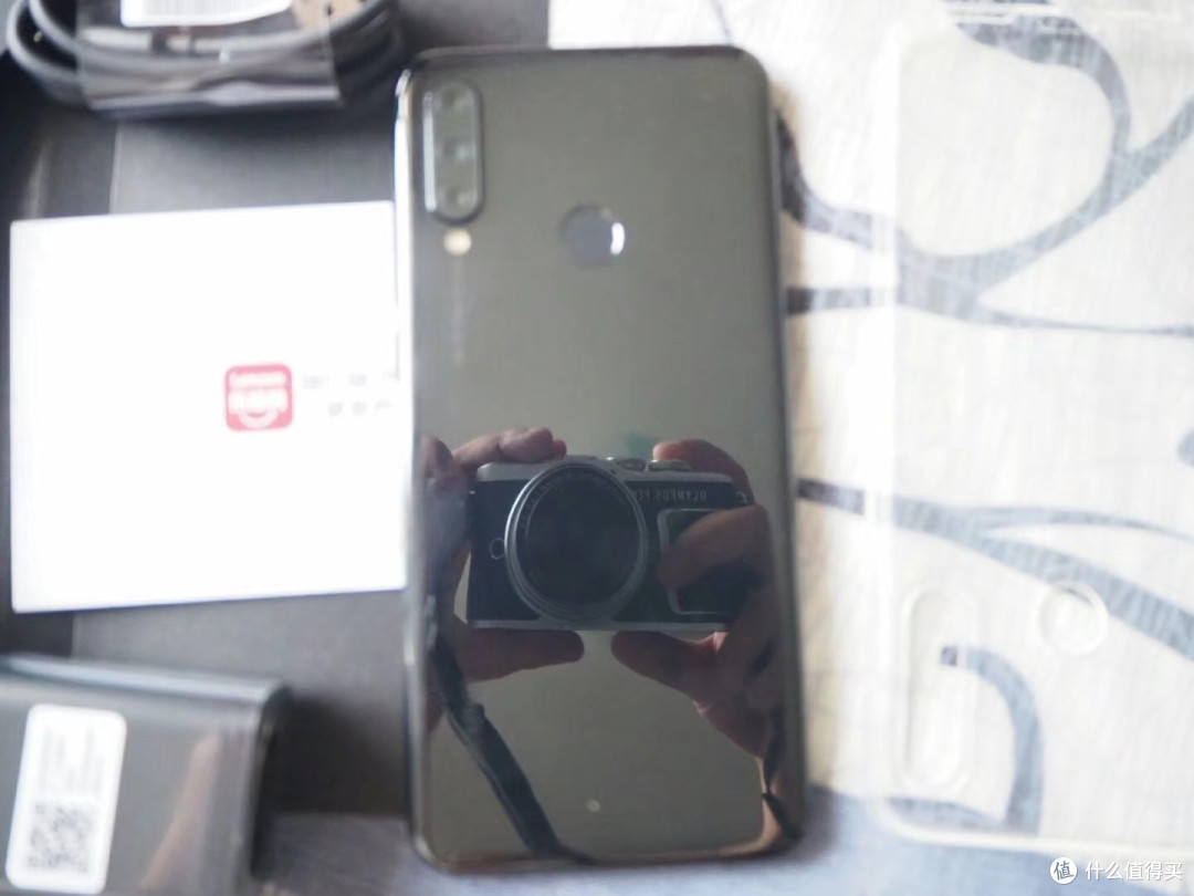 联想Z6青春版开箱