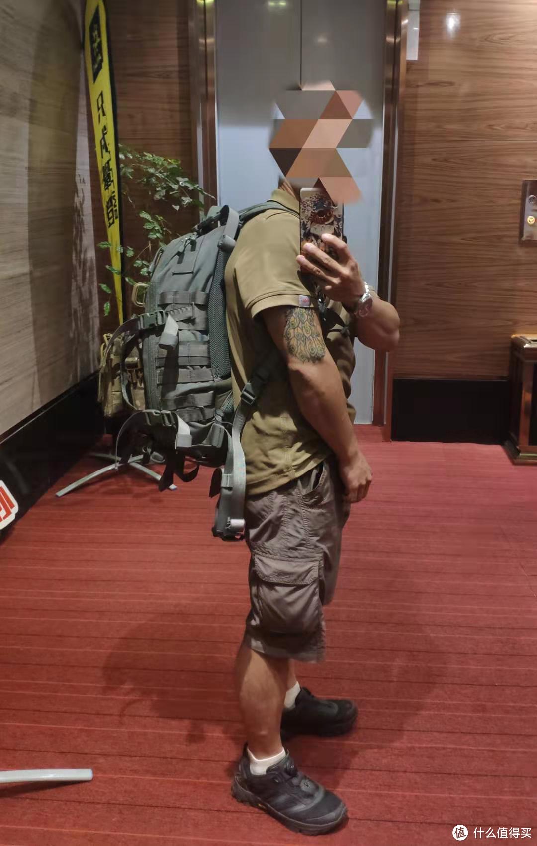 YH GEAR 环颈蜥战术小挎包,小巧随身的EDC包具