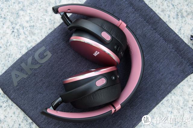 AKG Y500无线头戴式蓝牙耳机，传达最高标准的声音素质