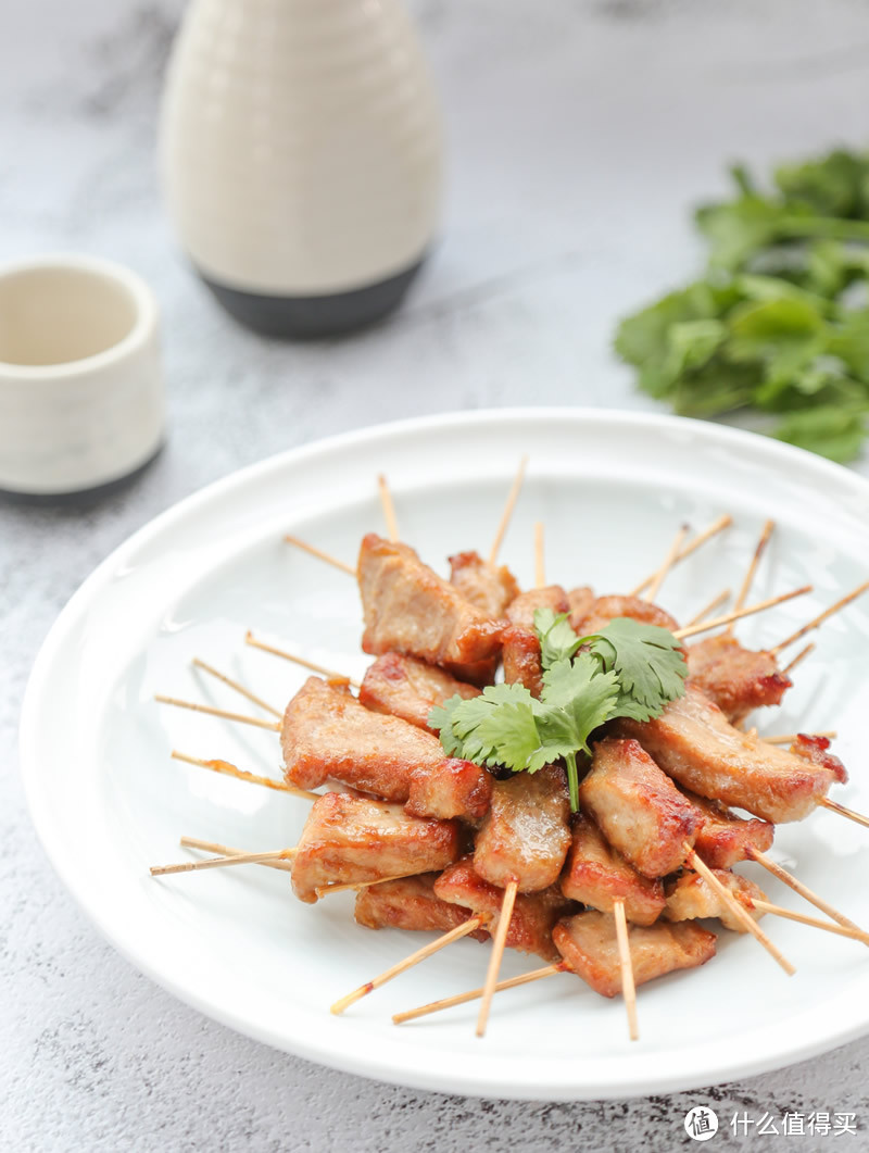 追剧零食-牙签肉，一口一串根本停不下来！