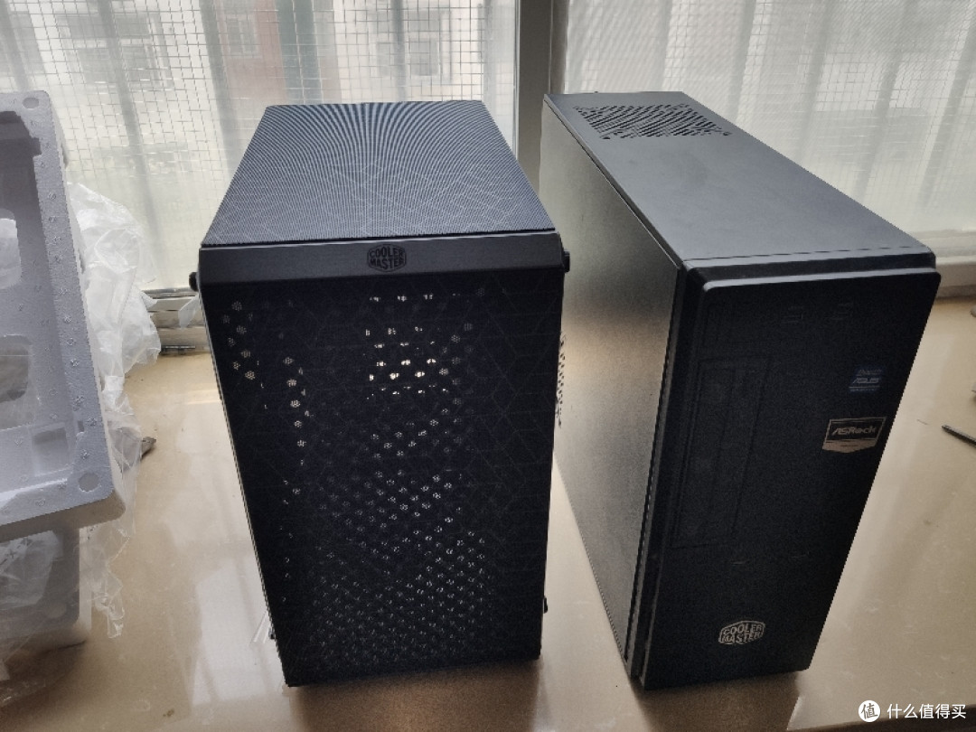 新老机箱对比,高度差2公分