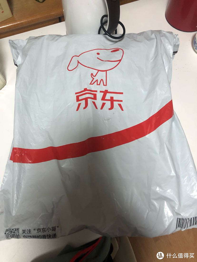 OSPREY TALON 22 魔爪22L 骚红色款 女汉纸背负体验