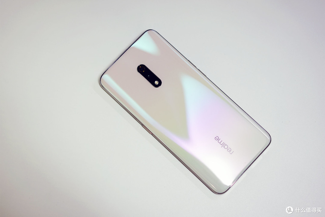 买 OPPO Reno 不如买 realme X?那倒未必