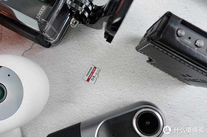 东芝高度耐用microSD M303E存储卡评测体验