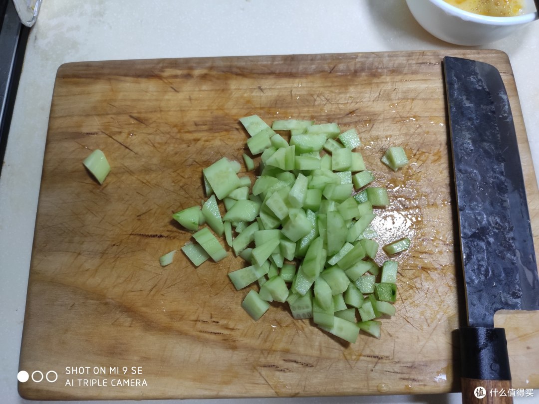 住手!剩米饭不要扔,它表示自己还能再抢救一下:超级简单的家常什锦炒饭