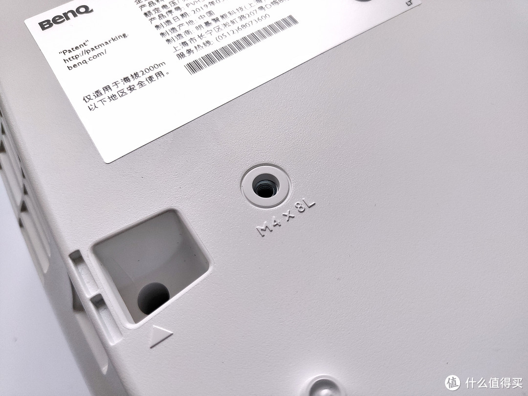 投影机光源该选灯泡还是LED?—热门4K机型明基TK800M&坚果X3对比评测