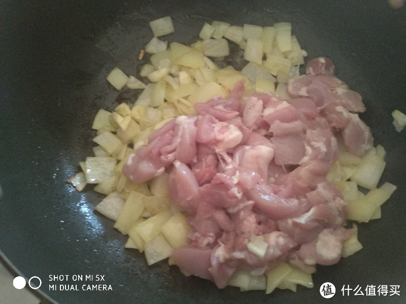 跟着包装盒上的食谱,做一份RISOTTO