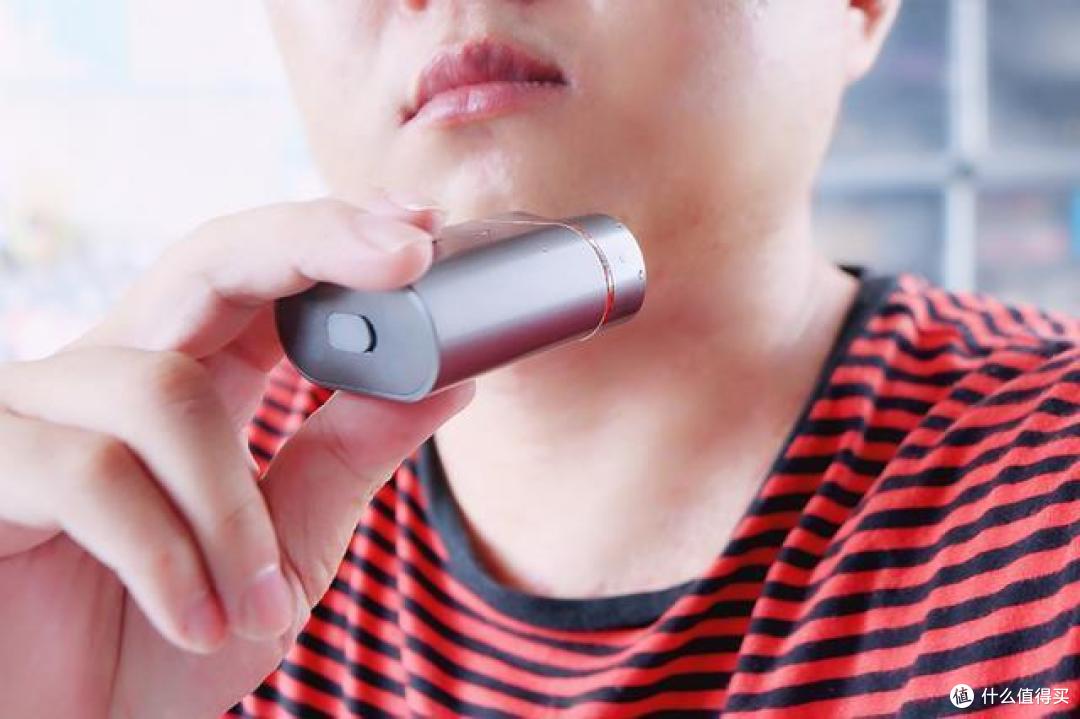 小巧轻便配置强，剃须不留痕！焕醒SG199剃须刀体验