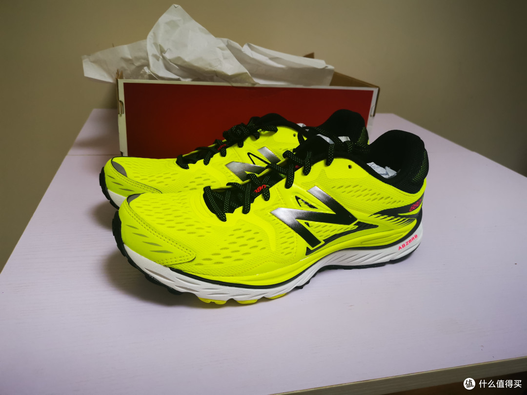 200多元的冷门次*级缓震——New Balance 880V6 跑鞋开箱