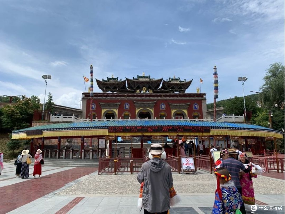 前面就是检票入口