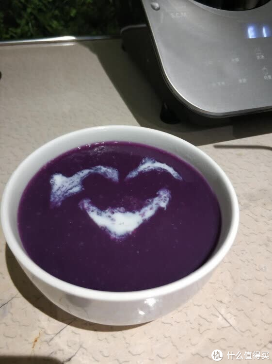 紫薯糊，细腻浓稠还能画笑脸(*^▽^*)