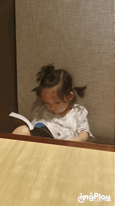 开启三岁小公主自己阅读新世界的漫画《神探狗狗》