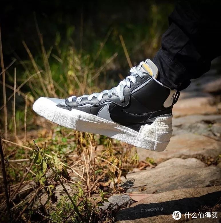 斗牛资讯 | Sacai x Nike Blazer 新配色，看完就想剁手了！