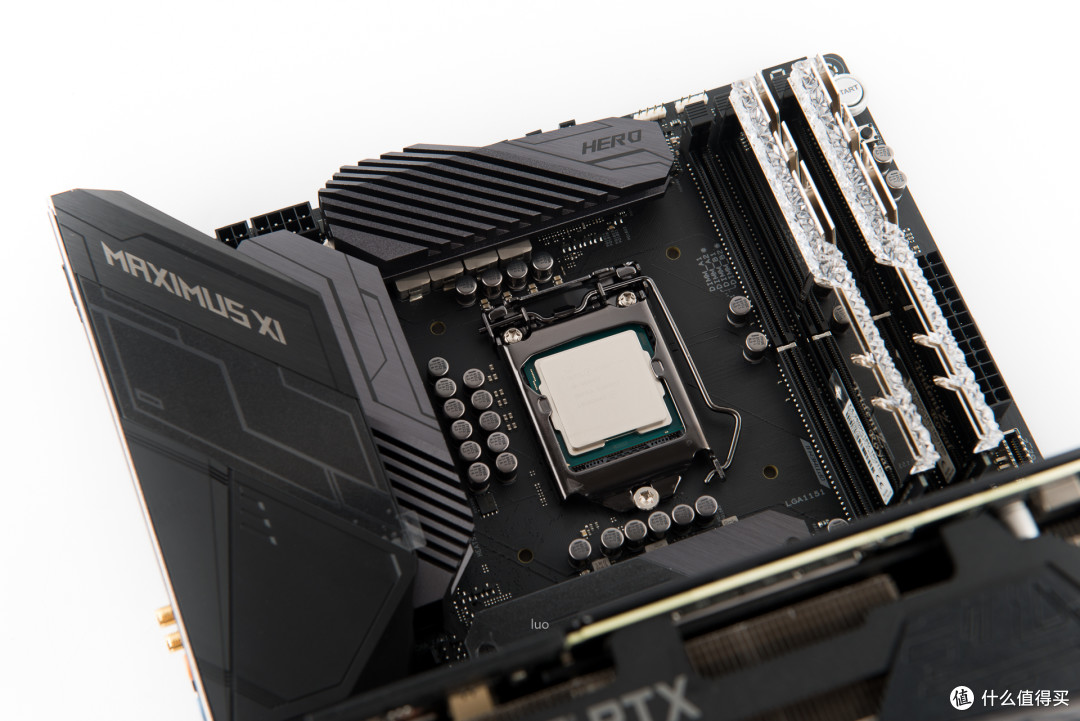 『 以ROG信仰之名 』ROG Strix Helios 装机作业