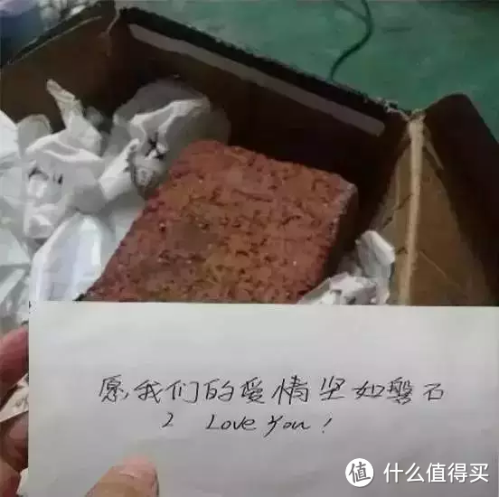 那些年让人“闻风丧胆”的七夕奇葩礼物 死亡芭比粉荣登榜首