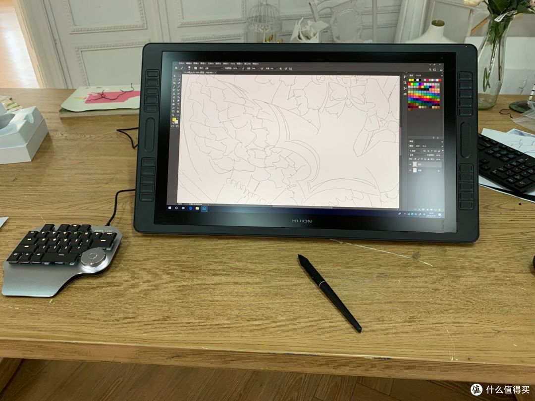 手绘神仙组合：绘王 Kamvas Pro 22（2019）+DESIGNER设计师键盘，亲测好用