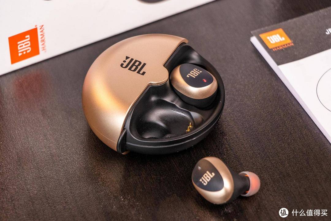 比苹果AirPods更好的选择，JBL C330TWS真无线蓝牙耳机体验测评