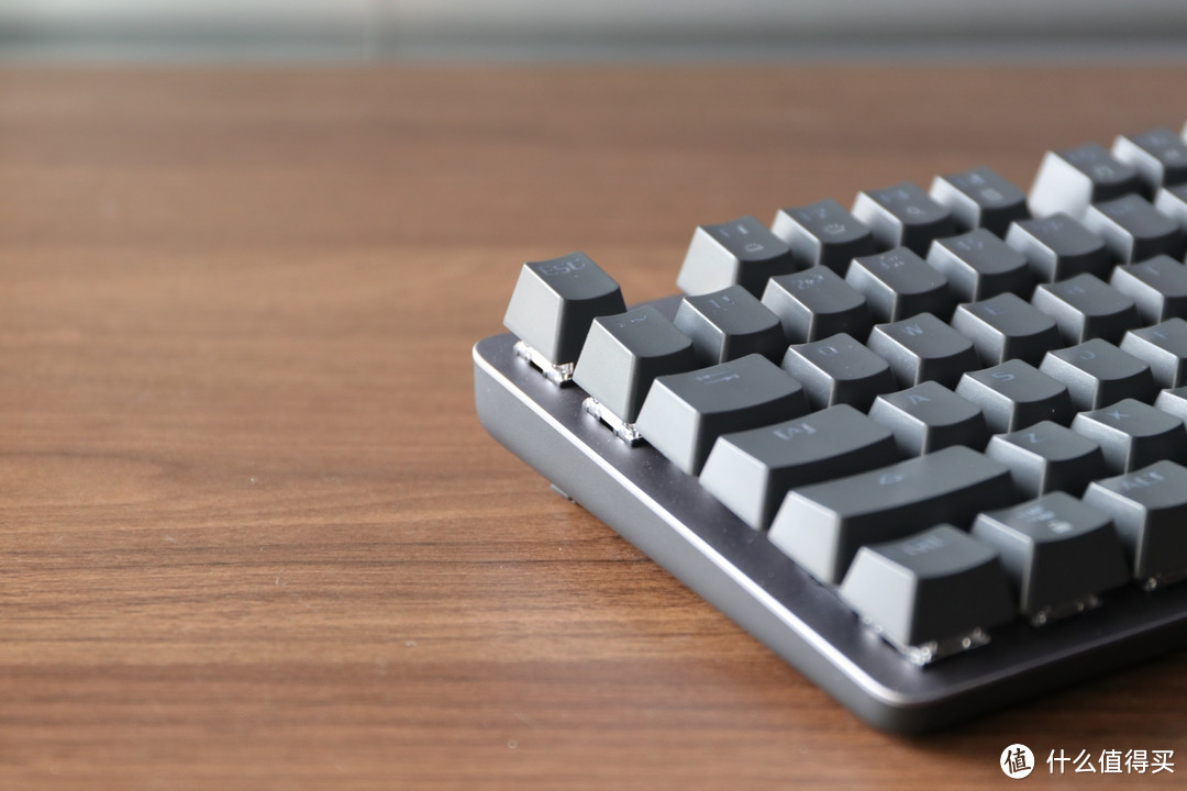 向办公键盘市场迈出坚实一步，罗技K845键盘简介