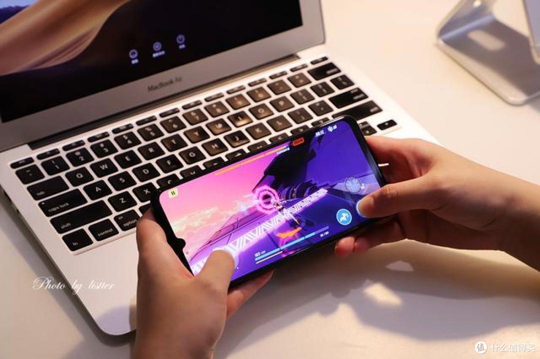 盘一部手机，就从它的越级产品力说起，vivo Z5起点有点高