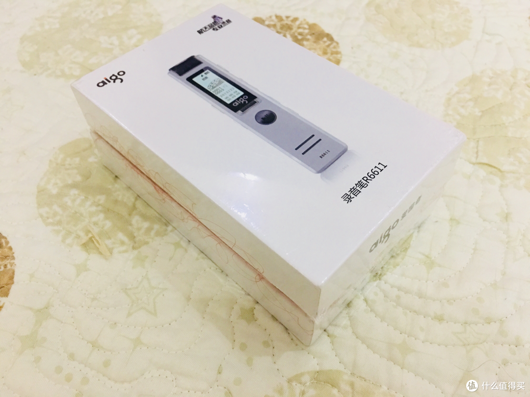 爱国者aigo录音笔R6618简单晒