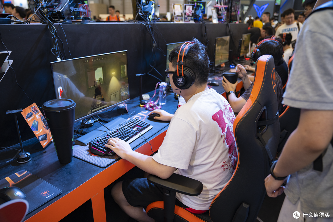 现场售出的60万元的MOD主机长啥样?定制主机的春天到了?