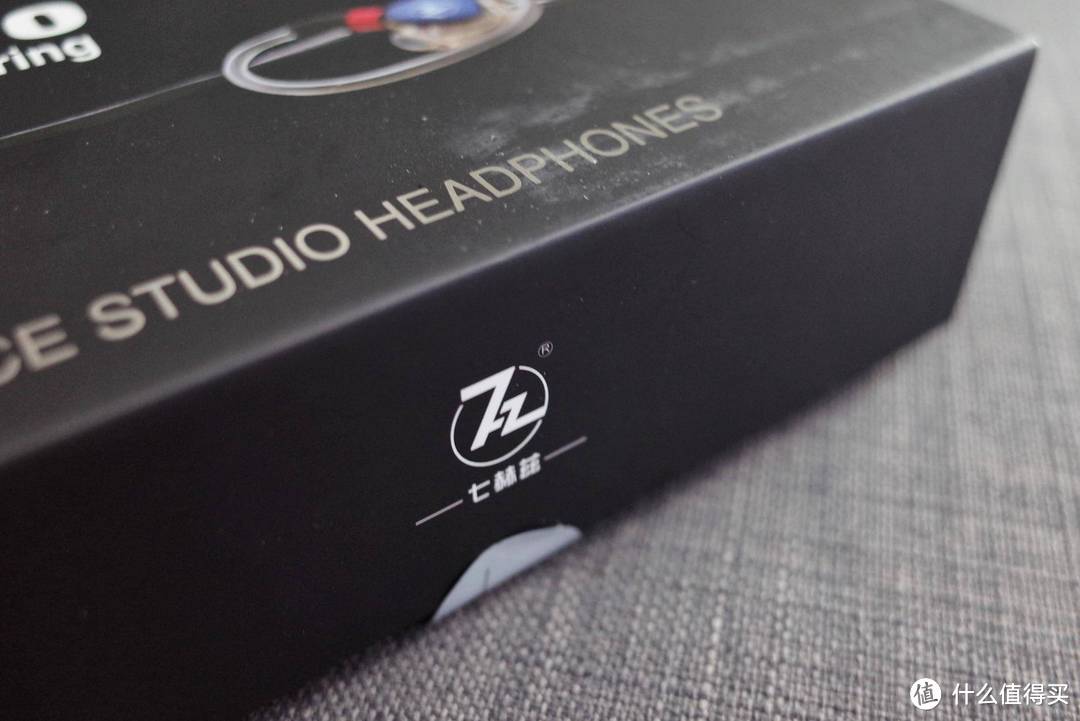 小众品牌，完美音腺--七赫兹 i77 Pro入耳式耳机体验