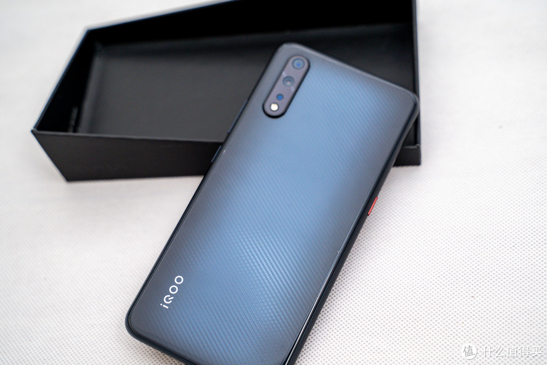 照亮你的美：iQOO Neo 智能手机 8GB+128GB 体验测评！原来vivo也不错！