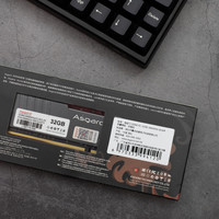 阿斯加特 T2 32G DDR4 2666内存外观展示(灯带|金手指|PCB板)