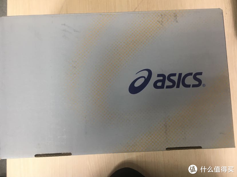 赚了一个亿——跑鞋之王Asics gel-nimbus 19简单开箱