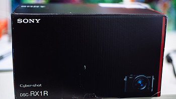 索尼 RX1R相机外观展示(机身|镜头|接口|旋钮)