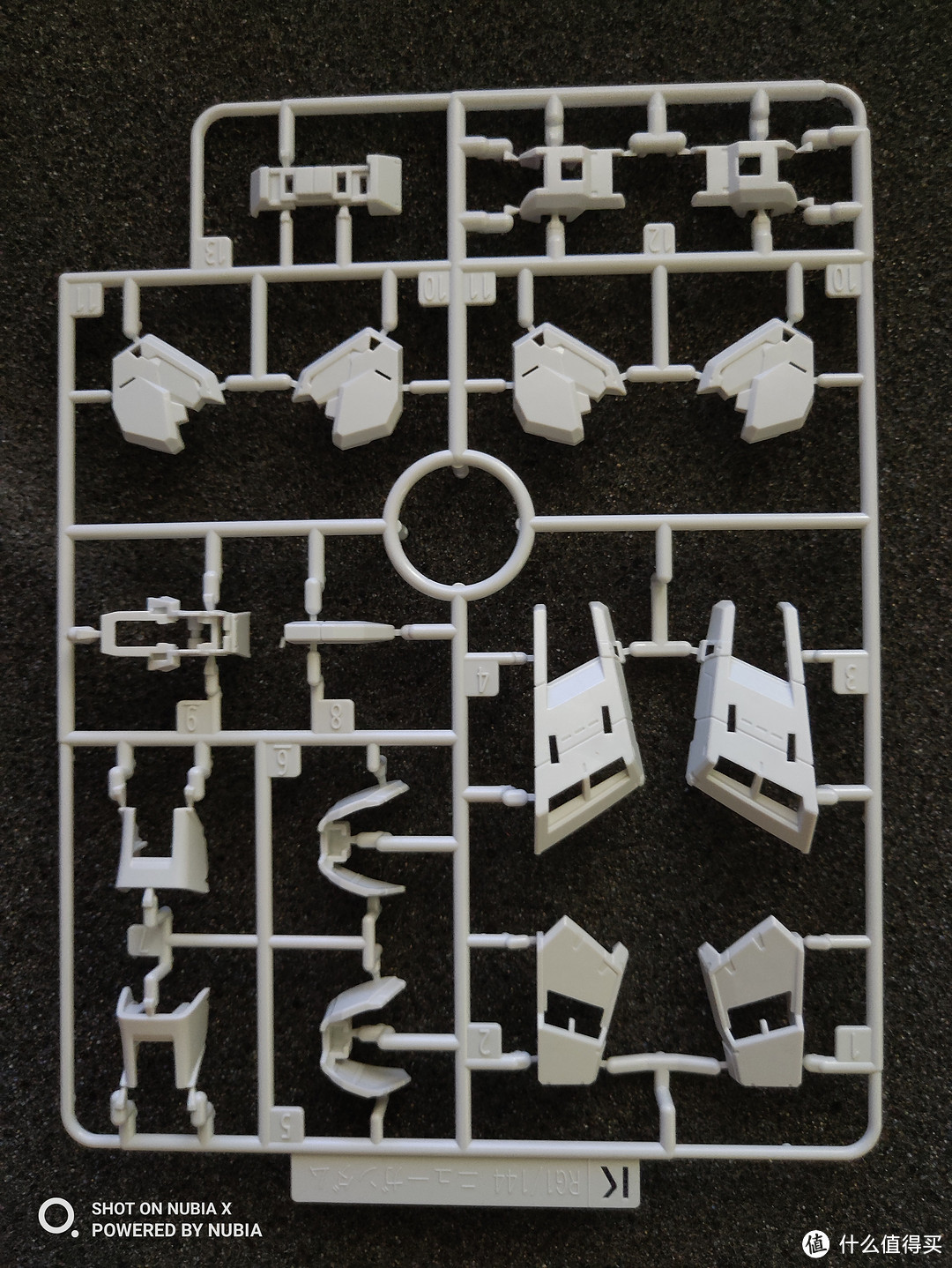 万代 BANDAI RG 第32弹RX -93 VGUNDAM V钢弹惊喜开箱篇上