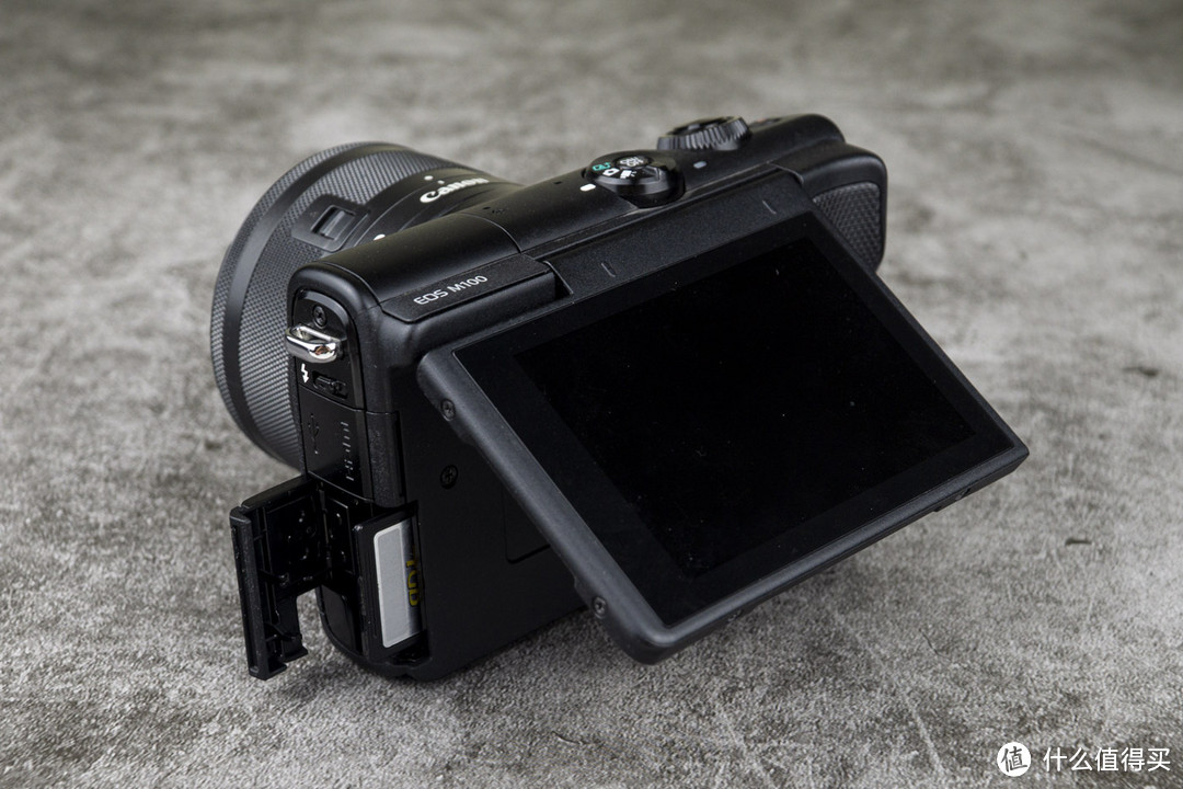 轻巧便携高颜值——佳能EOS M100微单相机评测