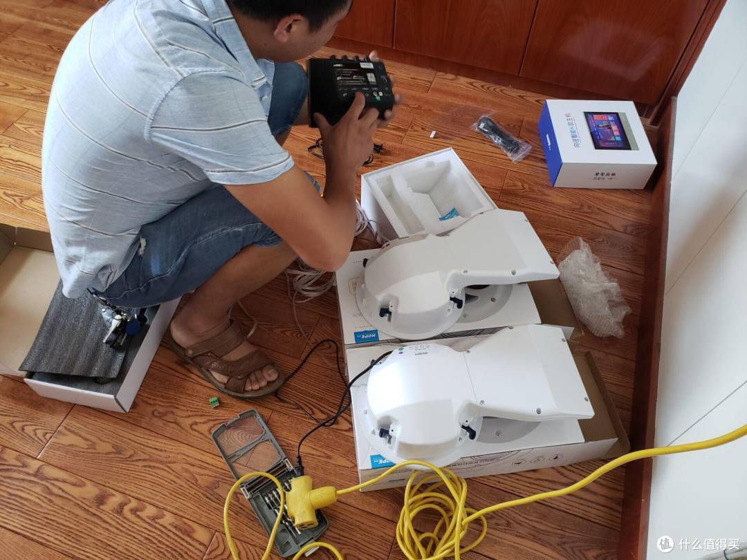隐藏式安装，全新家用KTV新形态:向往 K500无线背景音乐K歌主机使用评测