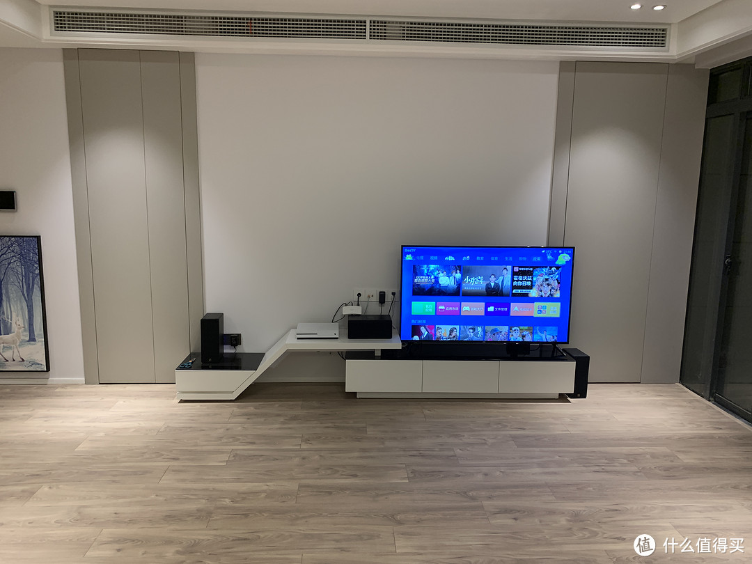 ​1500元以下谁与争锋：廉价又好用的4K 大屏幕智能电视JVC LT-55MCS780