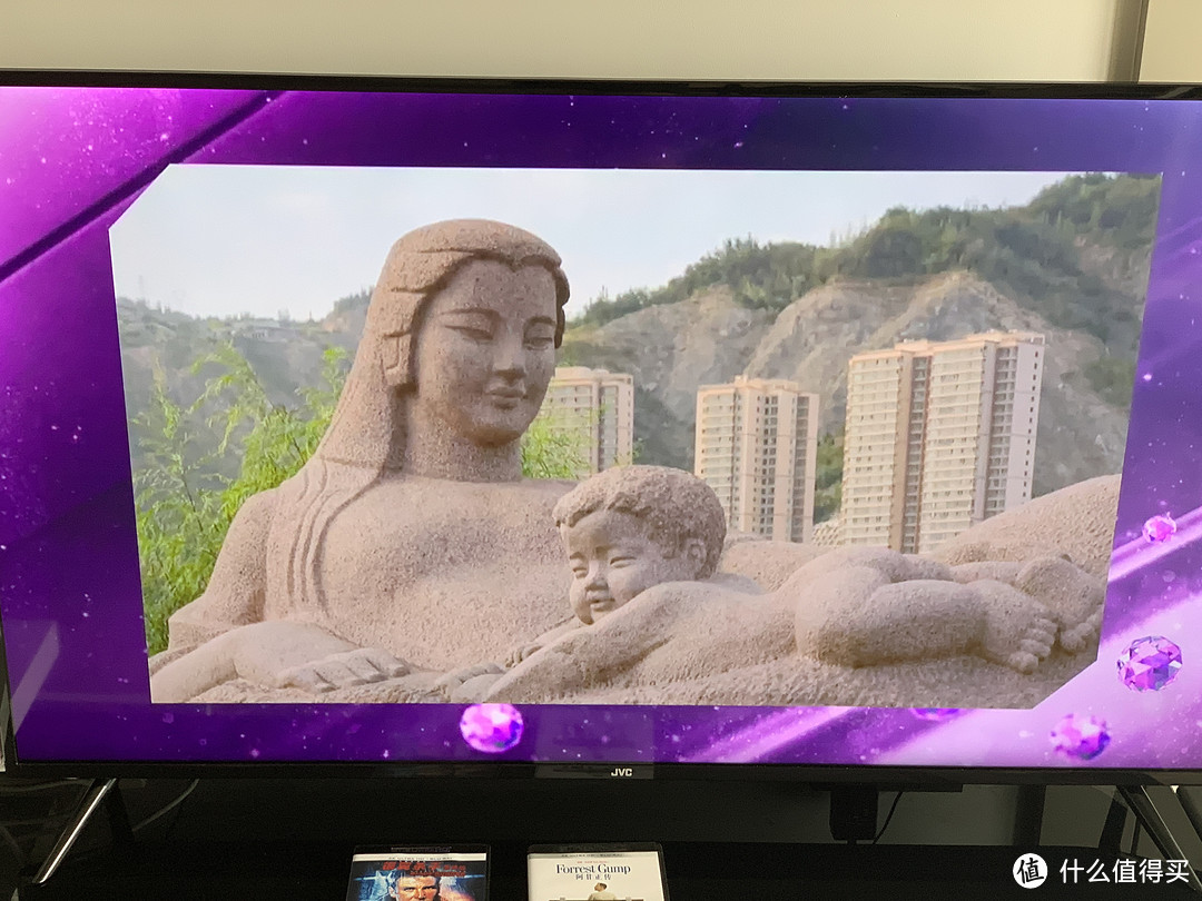 ​1500元以下谁与争锋：廉价又好用的4K 大屏幕智能电视JVC LT-55MCS780