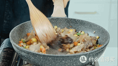 换季必备的蒸南瓜饭,不想洗碗就做它!