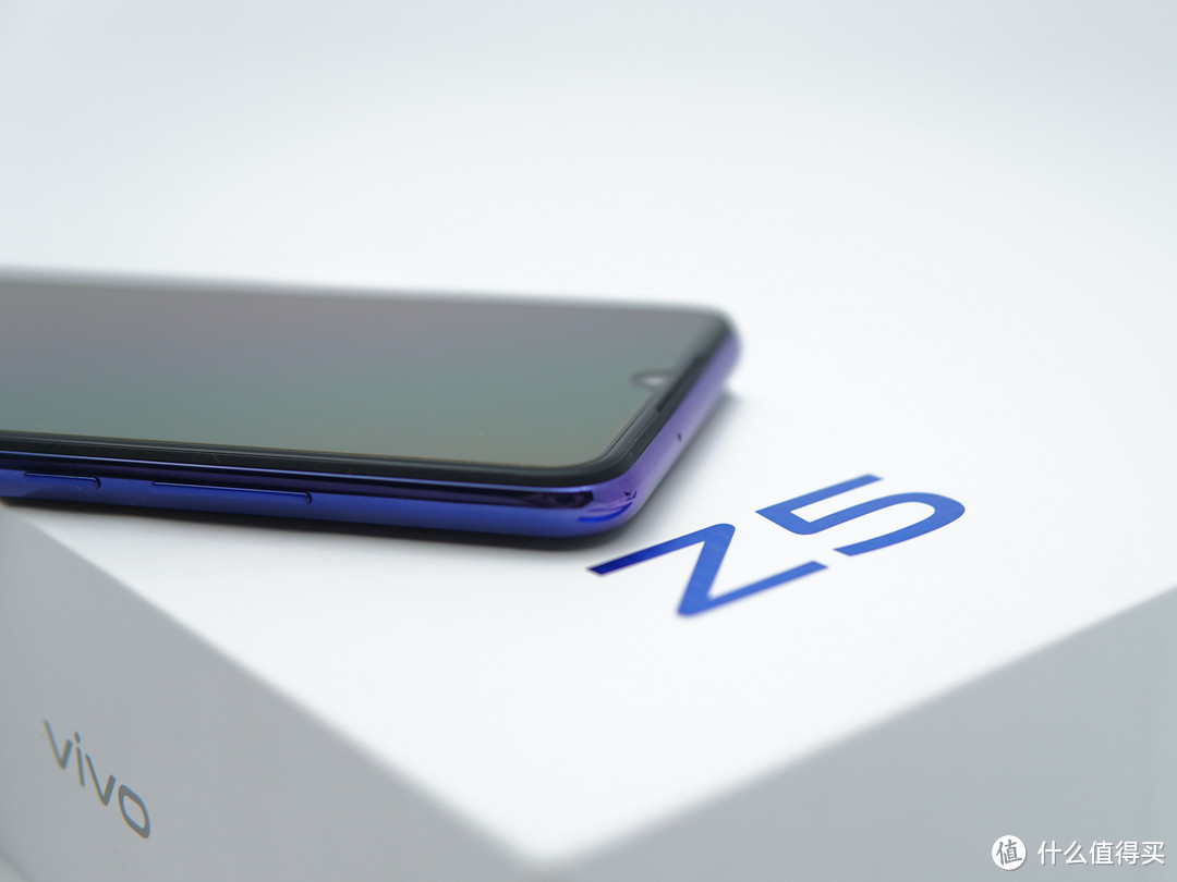 大碗实惠分量足——vivo Z5智能手机