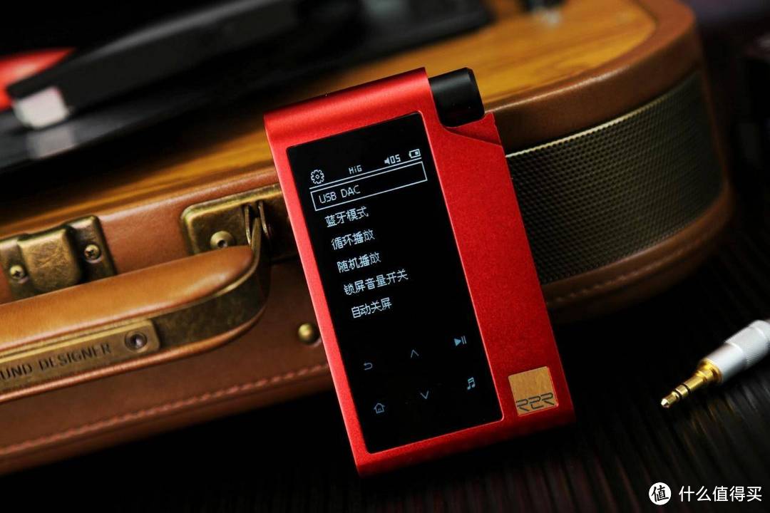 与旗舰播放器争辉的红衣太子：HIFIMAN R2R2000